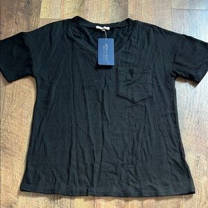 Black Short Sleeve Crew Neck Tee